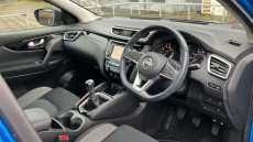 Nissan Qashqai 1.3 DiG-T N-Connecta 5dr [Glass Roof Pack] Petrol Hatchback